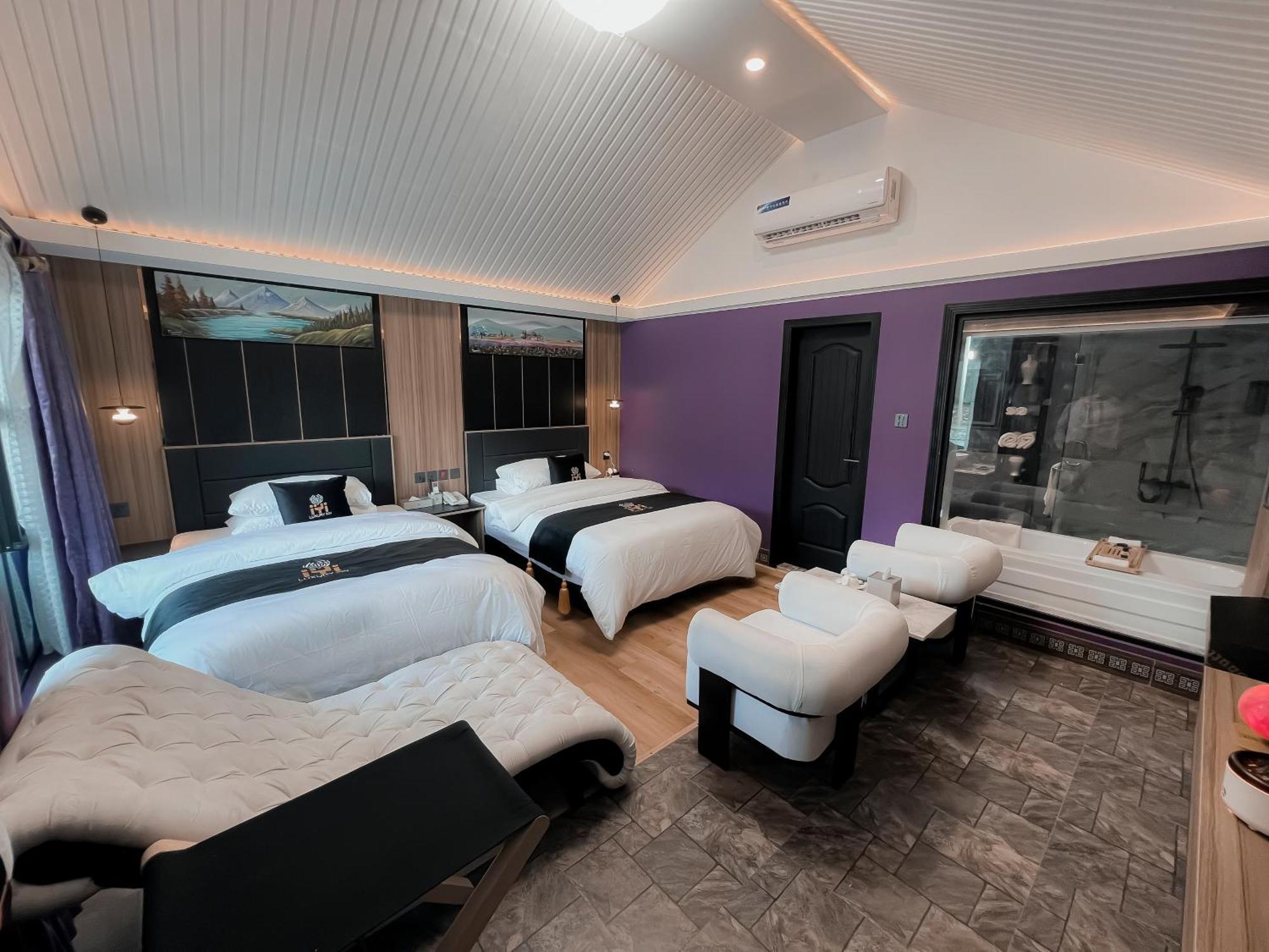 Iyi Luxury Inn Swat Saidu Sharif Экстерьер фото