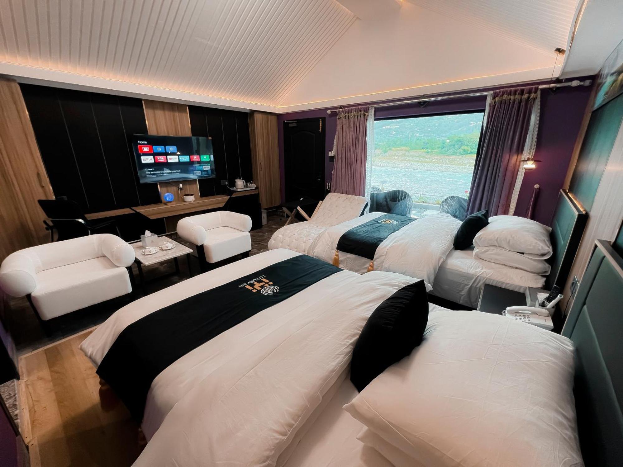 Iyi Luxury Inn Swat Saidu Sharif Экстерьер фото